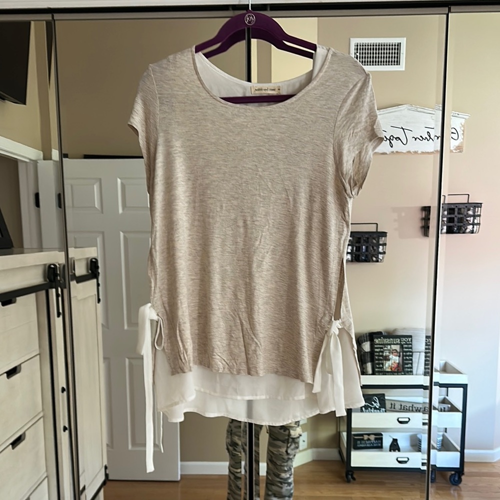 Light Beige Layered Short Sleeve Women’s Top with Side Ties